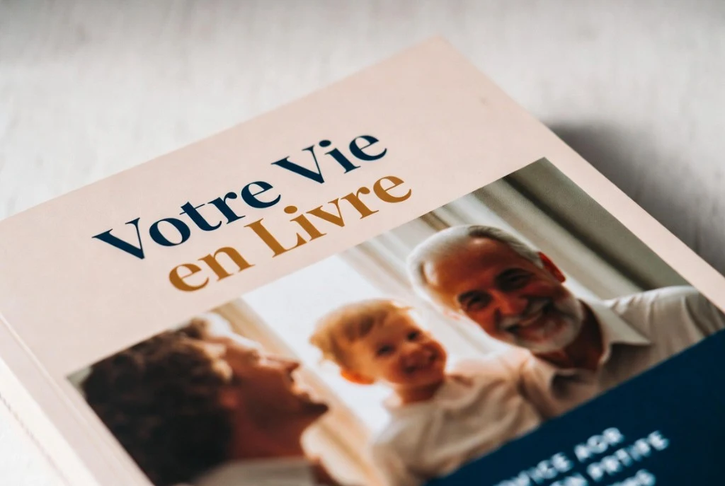 Comment écrire la biographie de ses parents sans les fatiguer ? (Guide complet 2026)